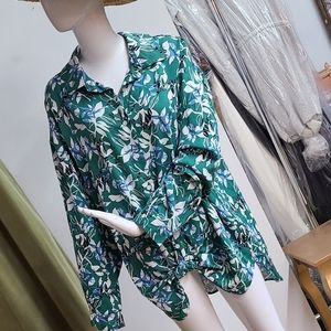 🦋 NWT Eloquii Elements Button Down Blouse